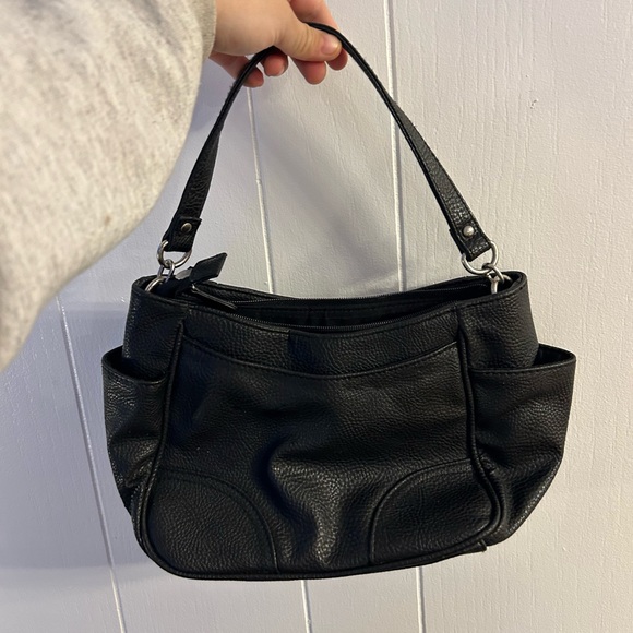Black purse - Picture 1 of 3